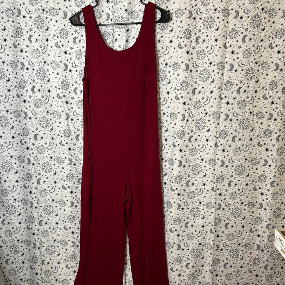 Sophisticated Red Sleeveless Jumpsuit with High Neckline
